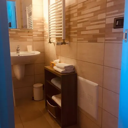 Genny Bed and breakfast 4*