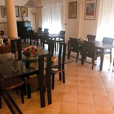 Genny Bed & Breakfast 4*