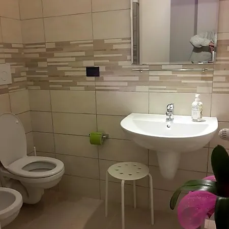 Genny Bed & Breakfast 4*