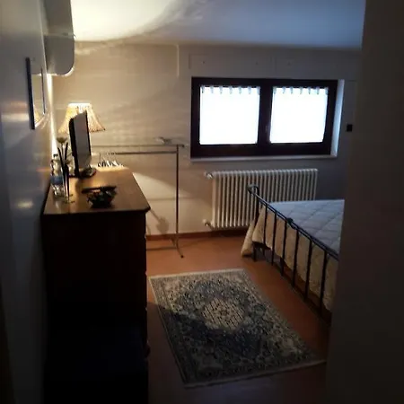 Genny אלטאמורה