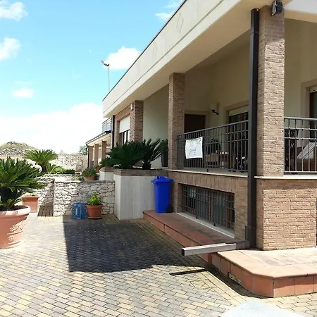 ベッド・アンド・ブレックファスト Genny 4*