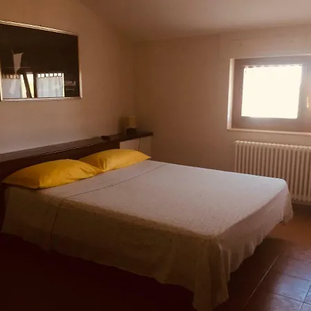 לינה וארוחת בוקר Genny